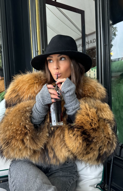 Hela - Raccoon Coat 2 en 1