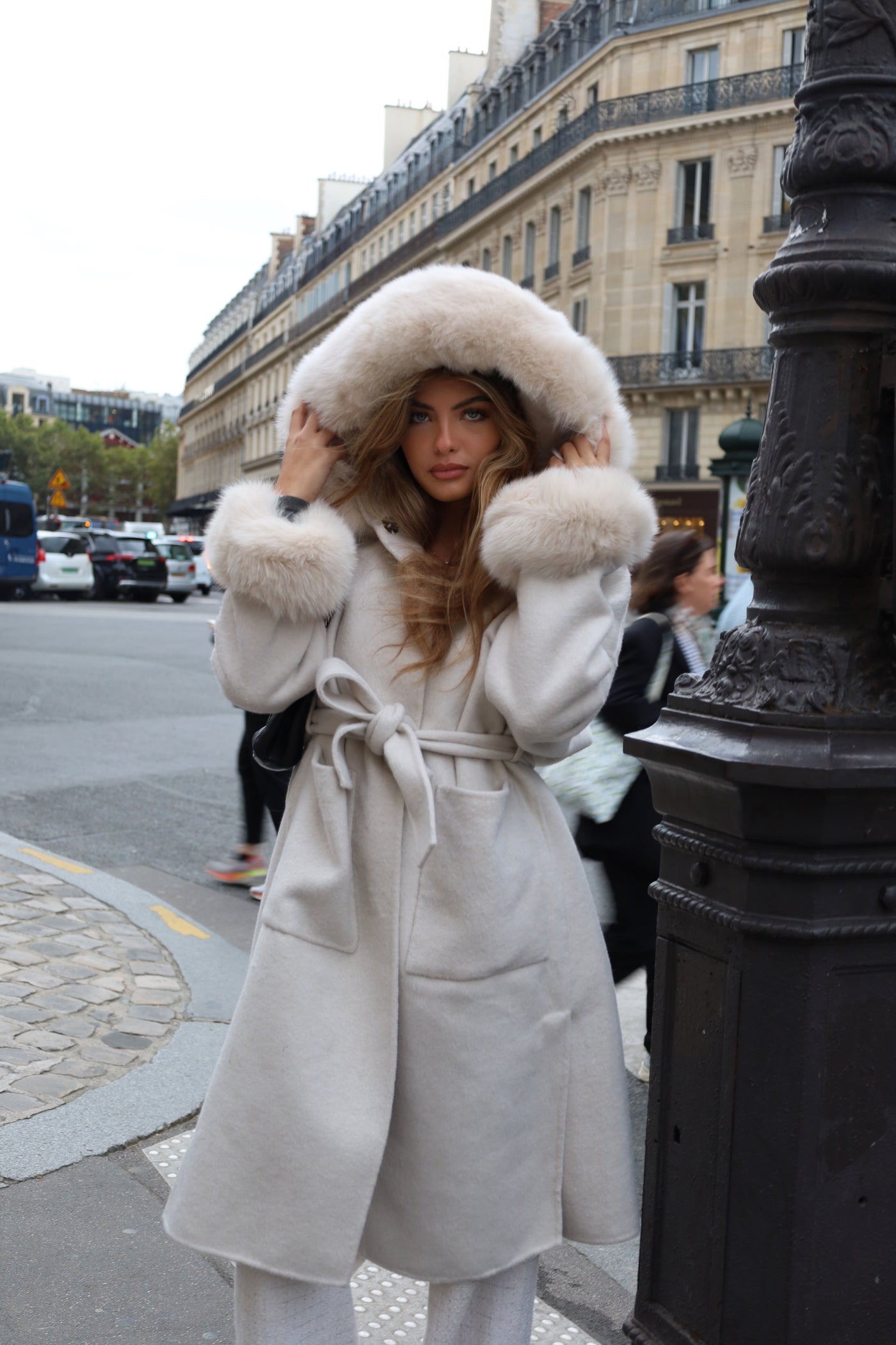 Hela - Cashmere Coat cuff long