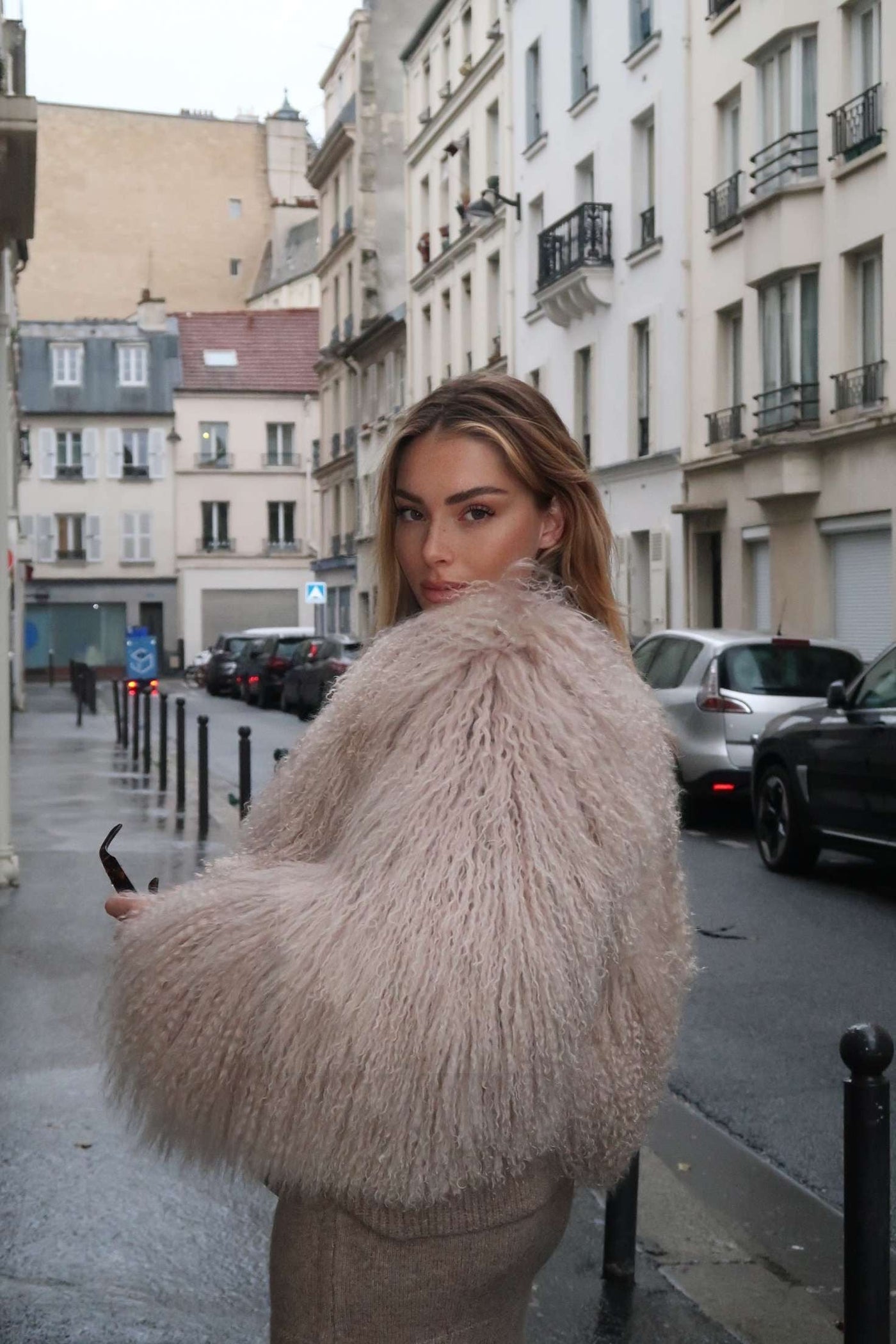 Hela - Mongolian Coat