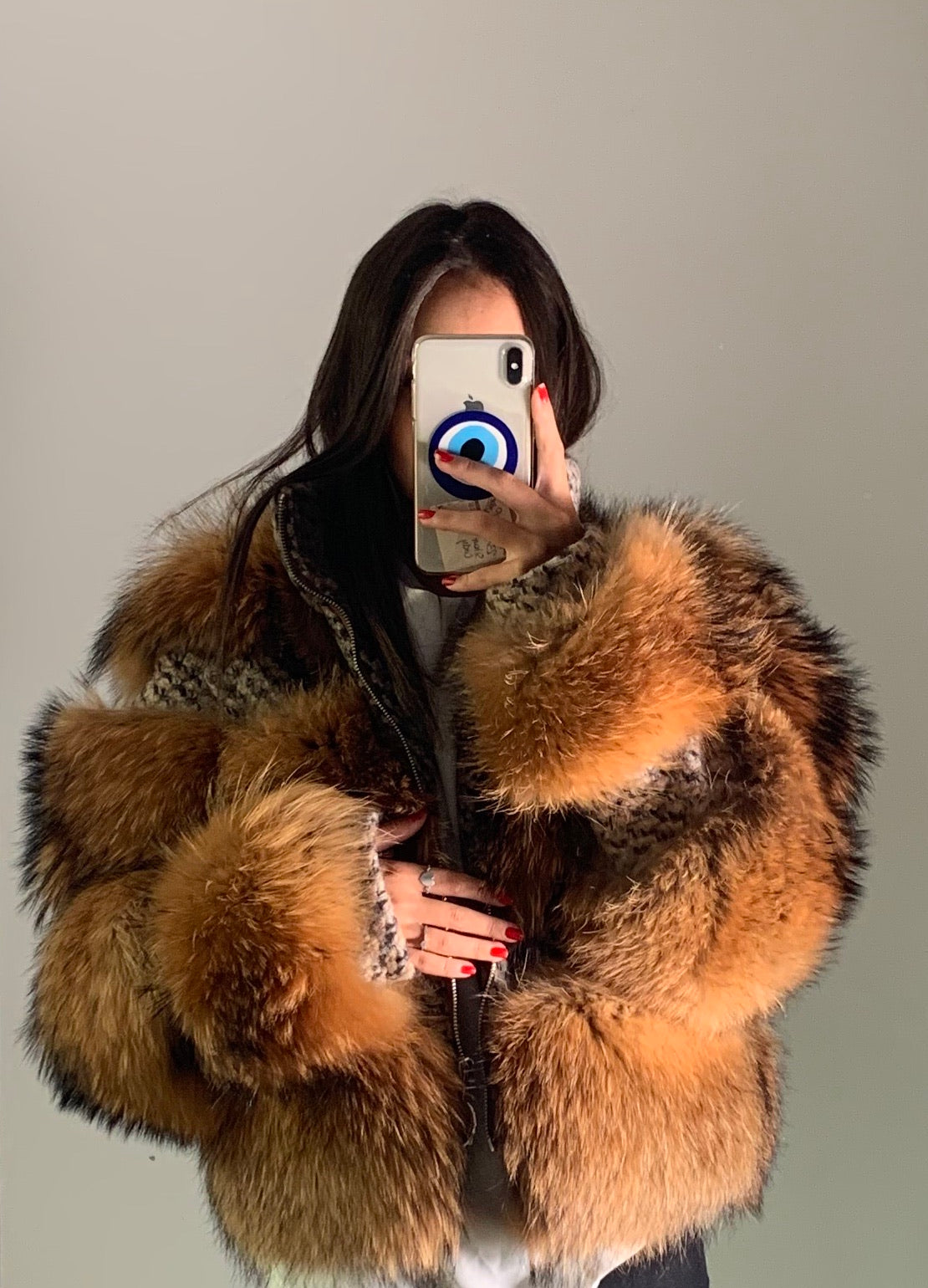 Hela - Raccoon Maille