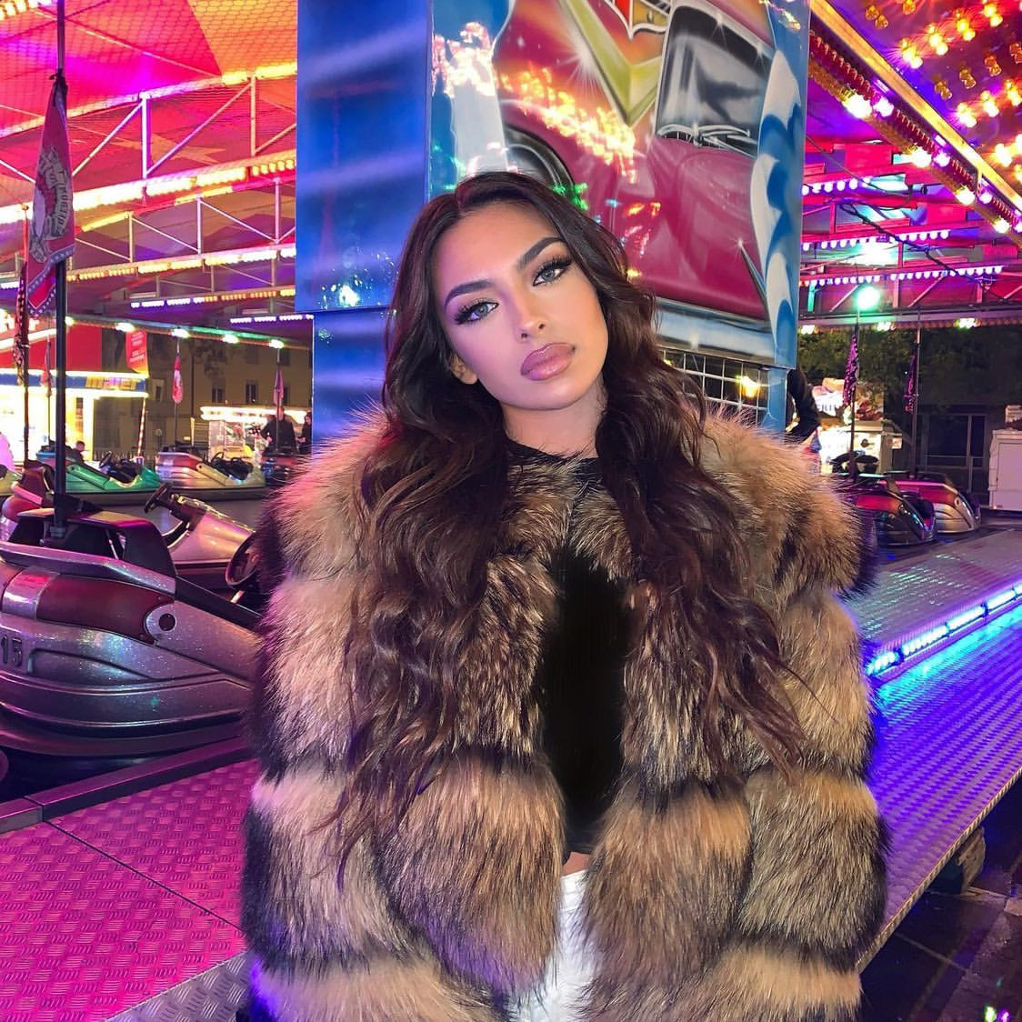 Hela - Raccoon Coat 2 en 1